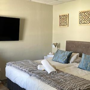 Classic Twin Room